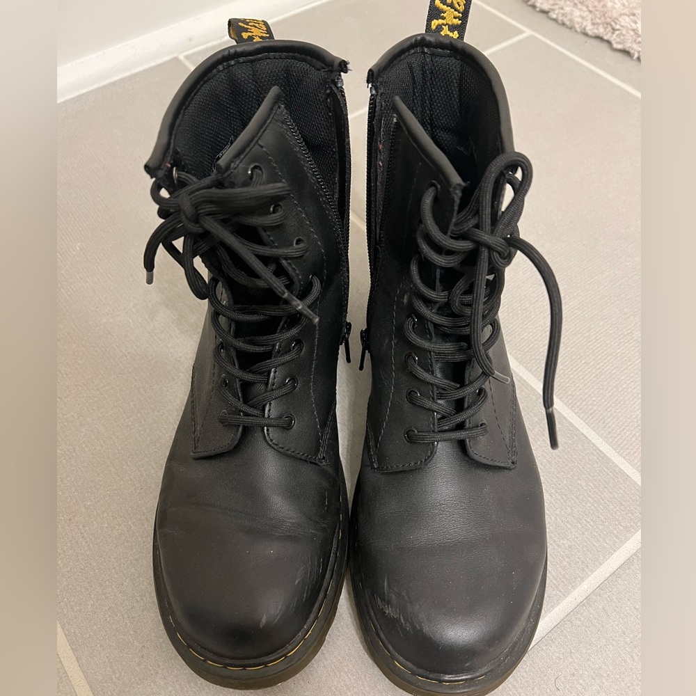 Dr. Marten youth leather lace up boots